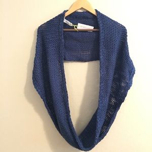 Blue knitted infinity scarf